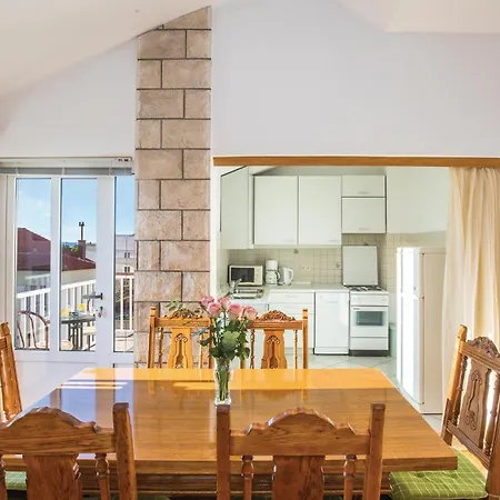 Liii Апартаменты *